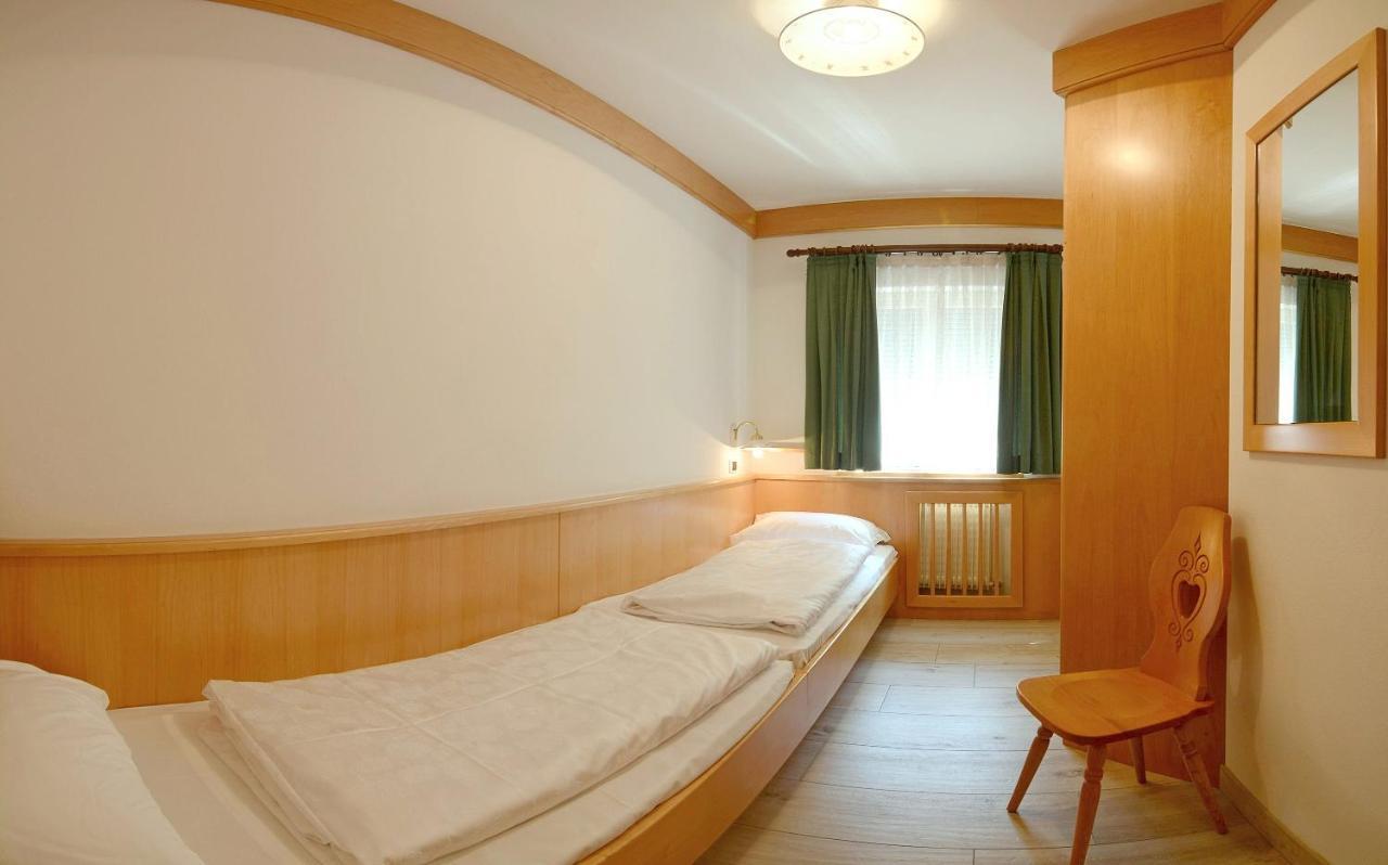 Apartamento Casa Roder By Garni Snaltnerhof Ortisei Exterior foto